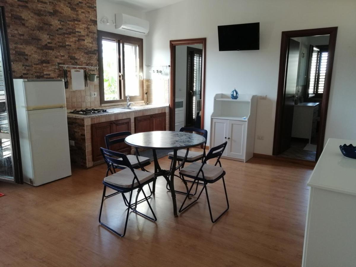 Appartamentino In Villa A 2 Passi Dal Mare Fontane Bianche Exterior photo